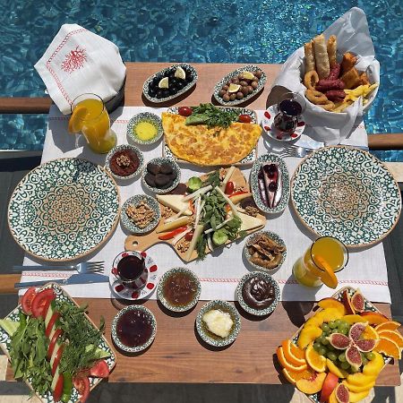Ariel Hotel Алакати Екстериор снимка